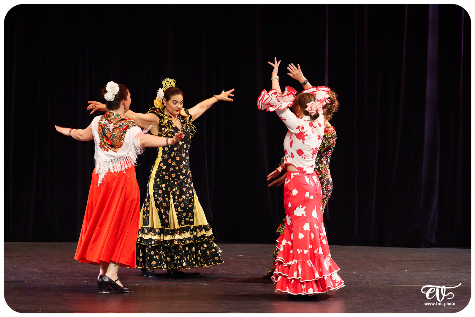 ECOLE DE DANSE CÉCILE ADAMOW